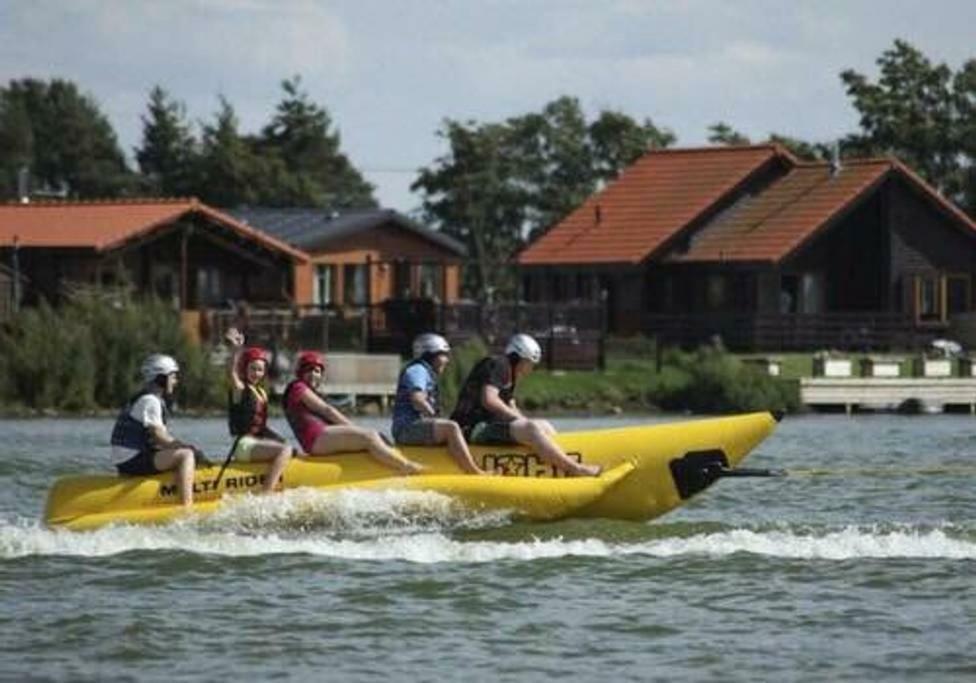Relaxing Holiday Home With Hot Tub At Tattershall Lakes Exterior photo